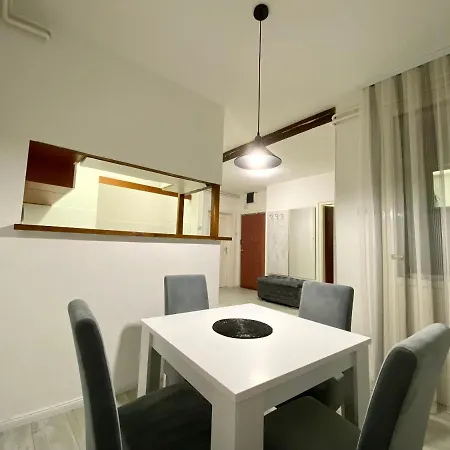 Grand Royal Apartment *