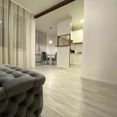 Grand Royal Apartment *